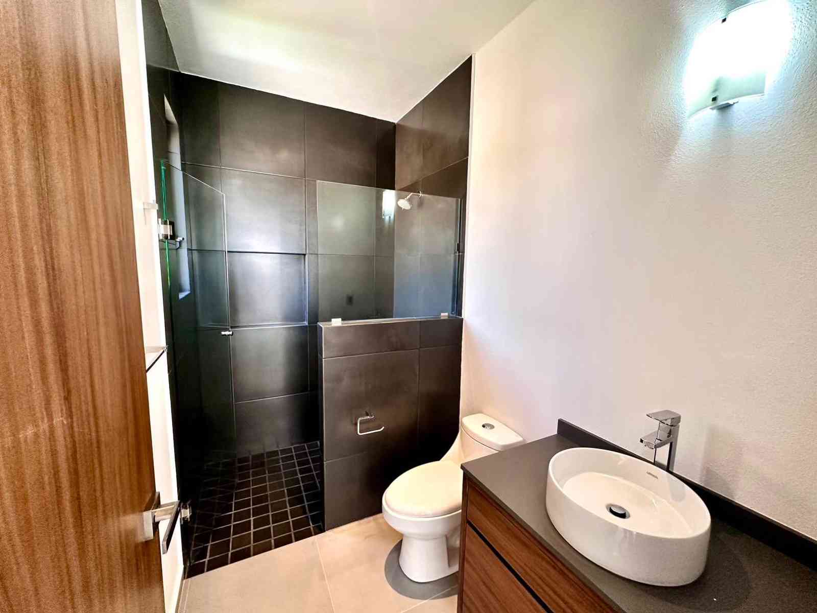 Bosque Real-Tlajomulco-I-6-15 baño de casa en venta en bosque real santa anita tlajomulco