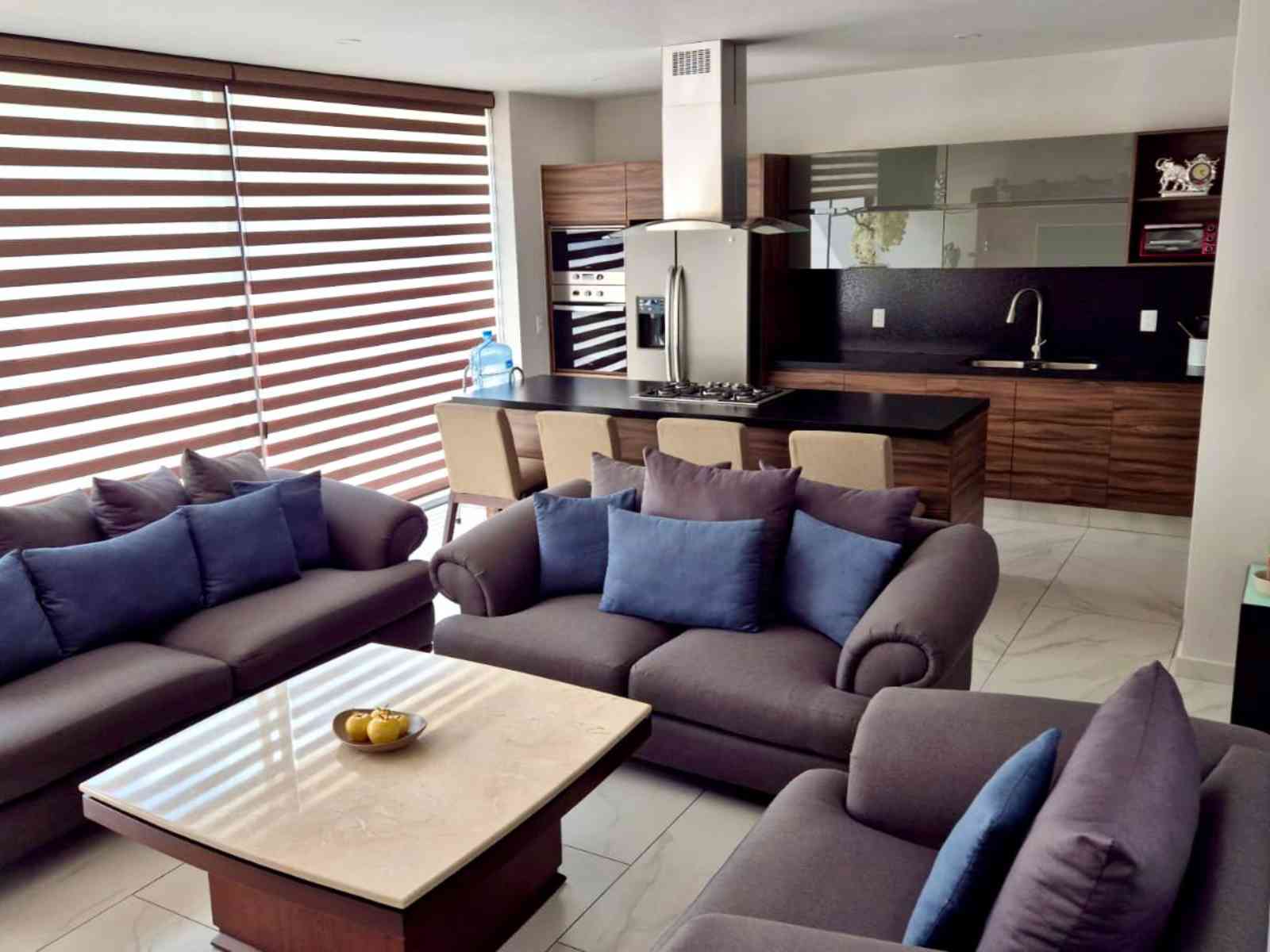 sala de casa en venta en bosques de santa anita tlajomulco