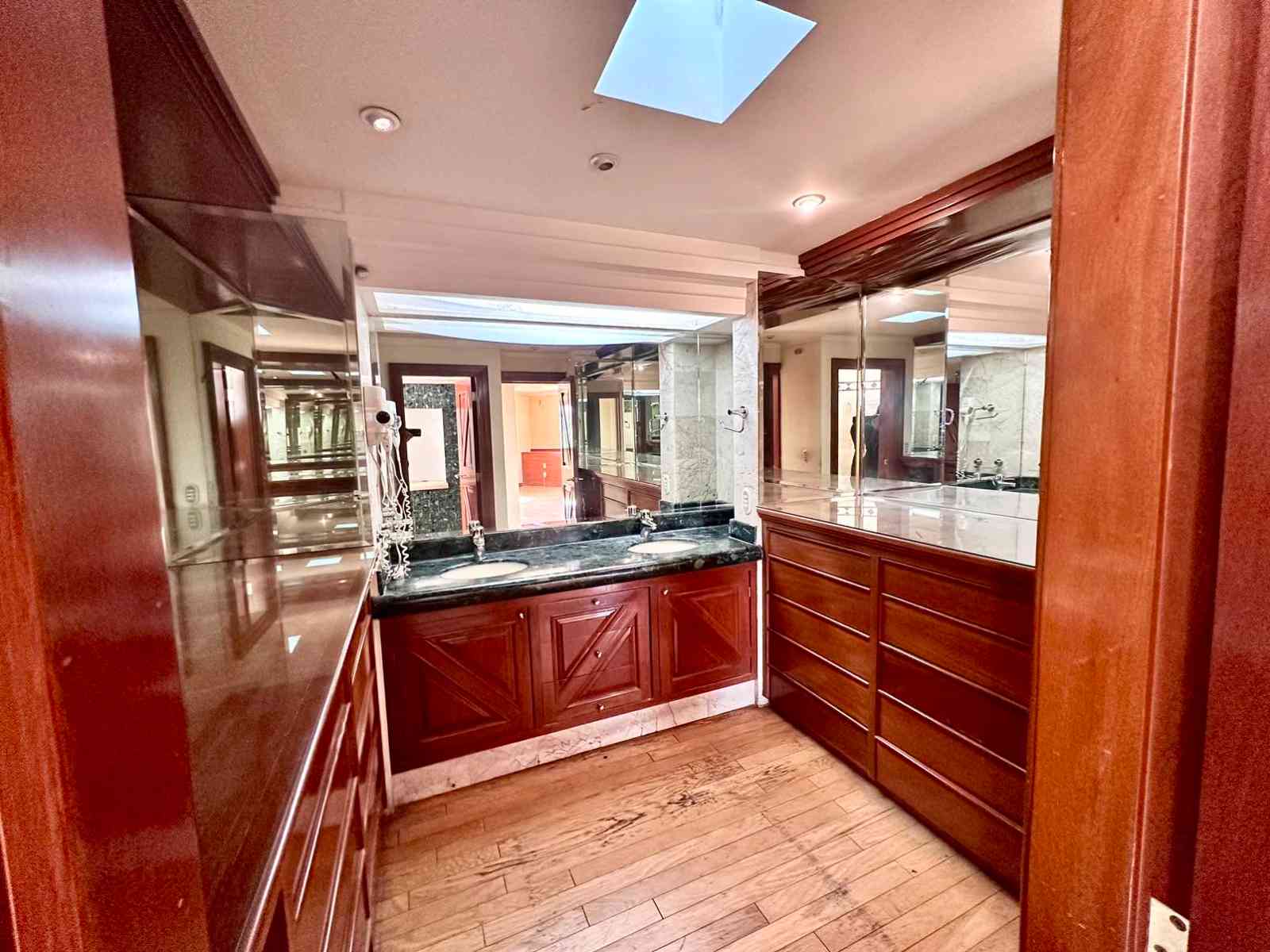 baño en casa en venta en bugambilias zapopan