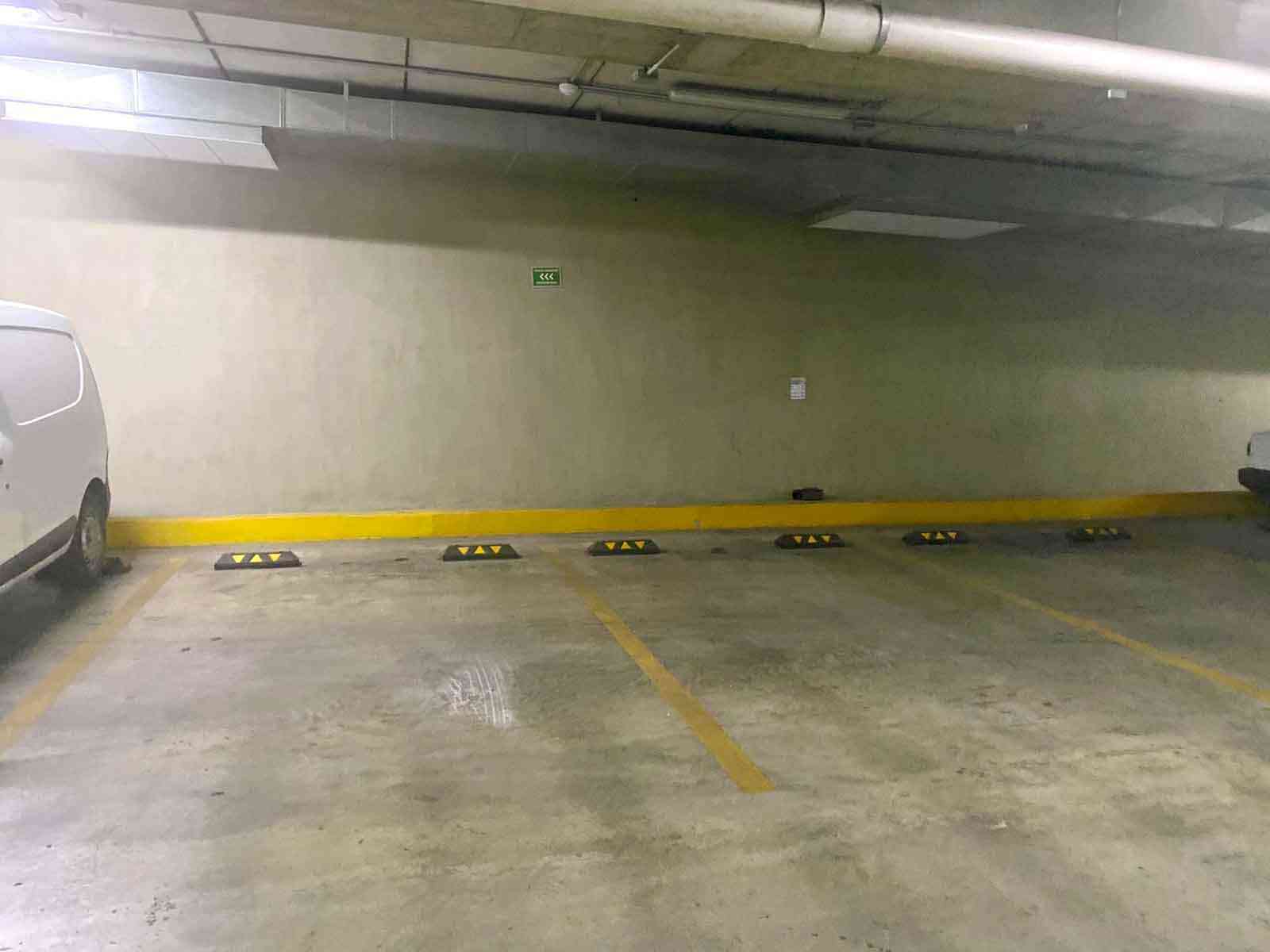 CCapital Country-07 estacionamiento oficina en venta en ccapital country guadalajara