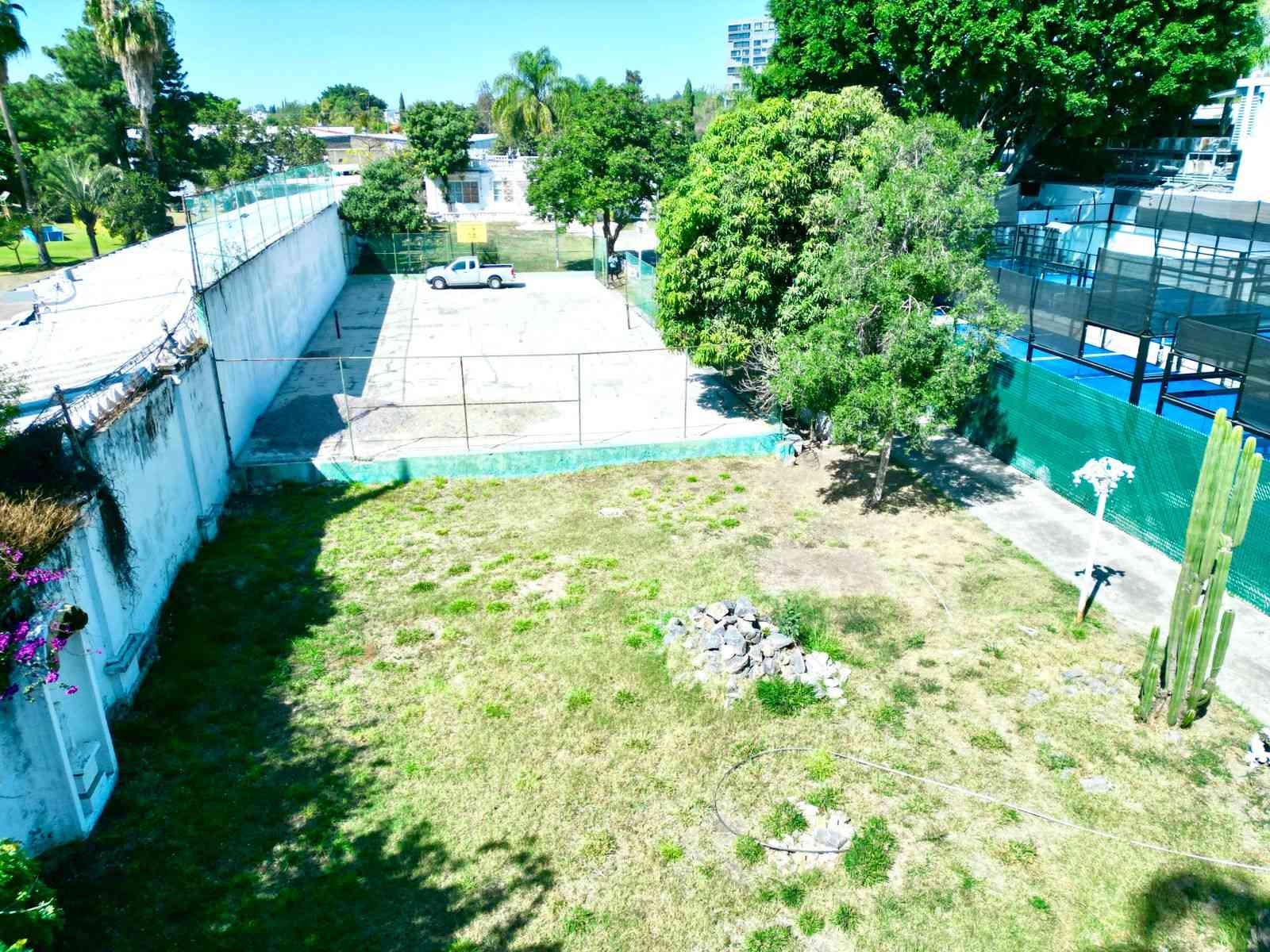 cancha en terreno en renta en ciudad granja zapopan