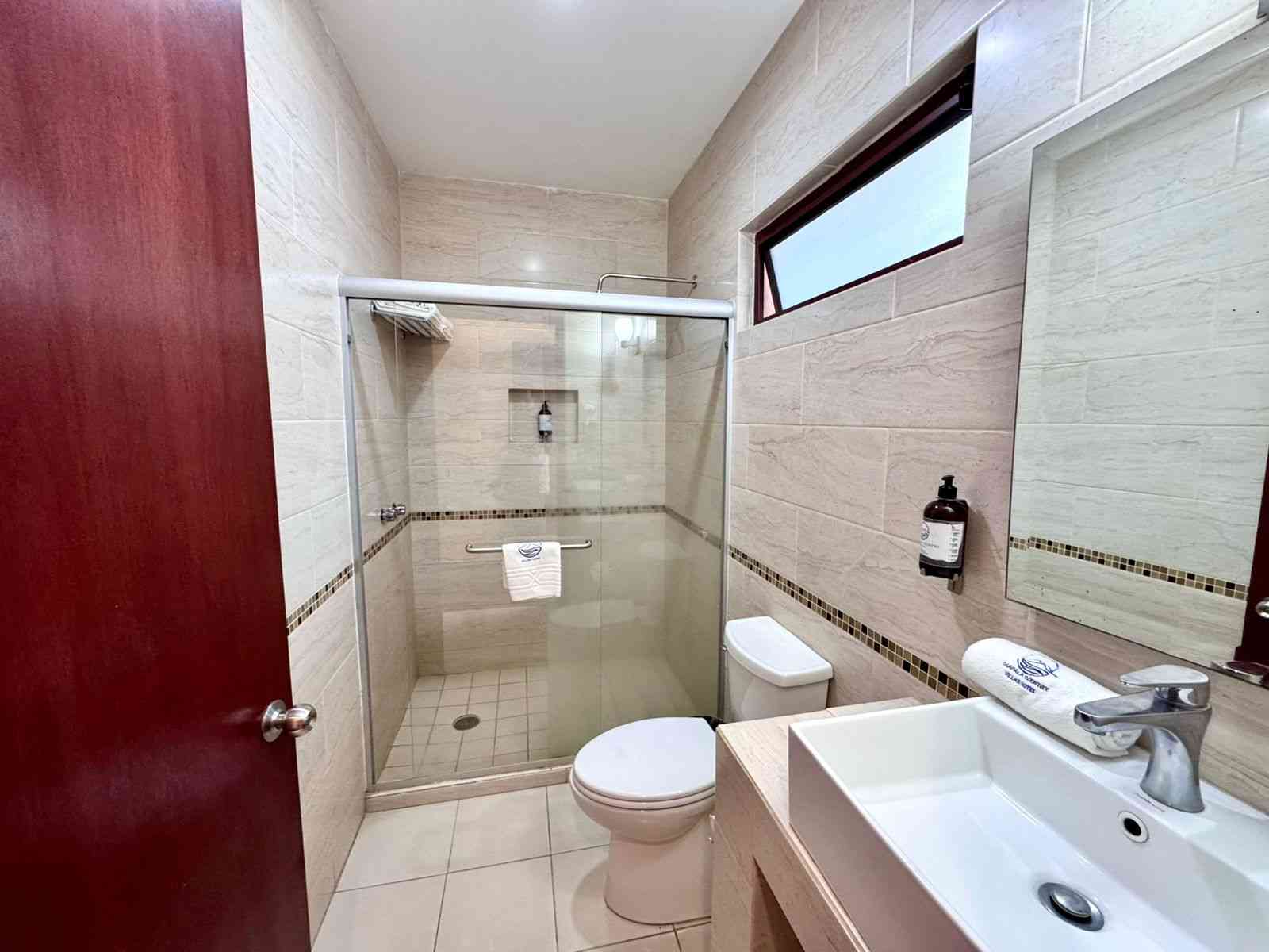 en venta hotel chapala country - baño