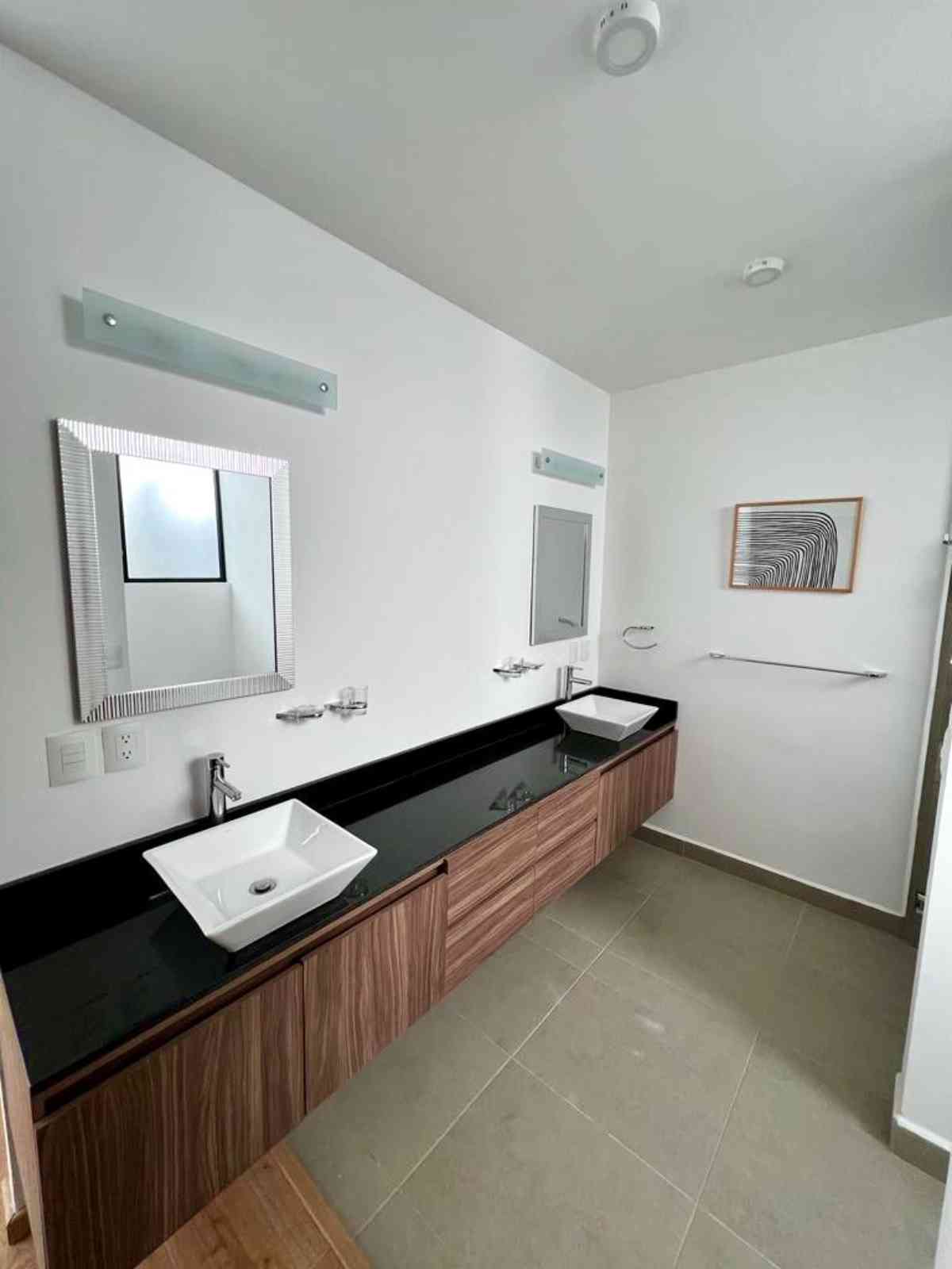 baño de casa en venta en los robles zapopan