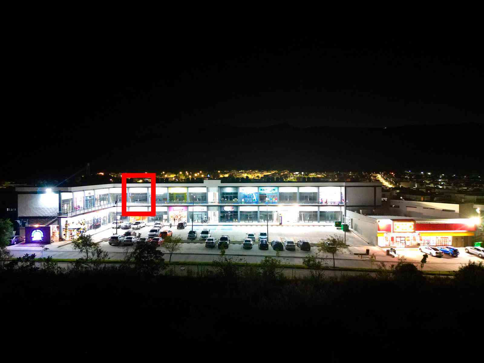 Plaza Trivent-Local 29-05
