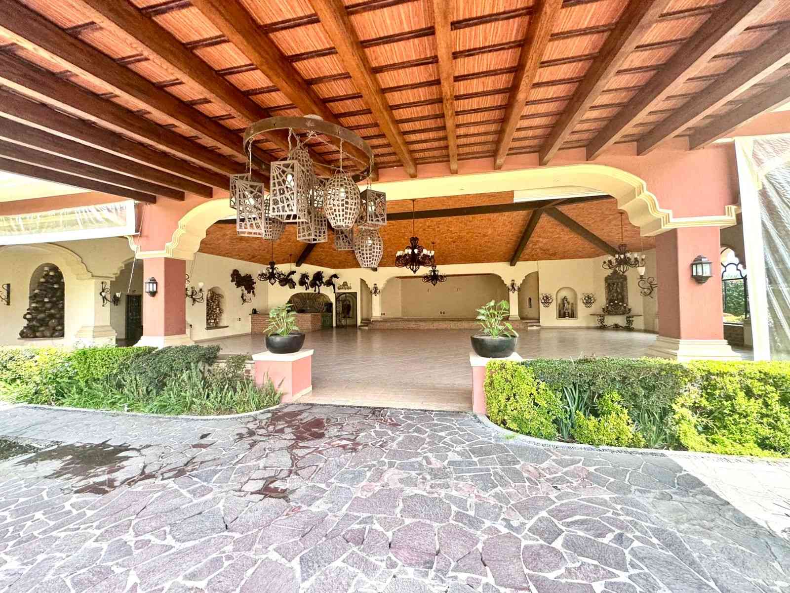 salón en venta hacienda san agustín tlajomulco