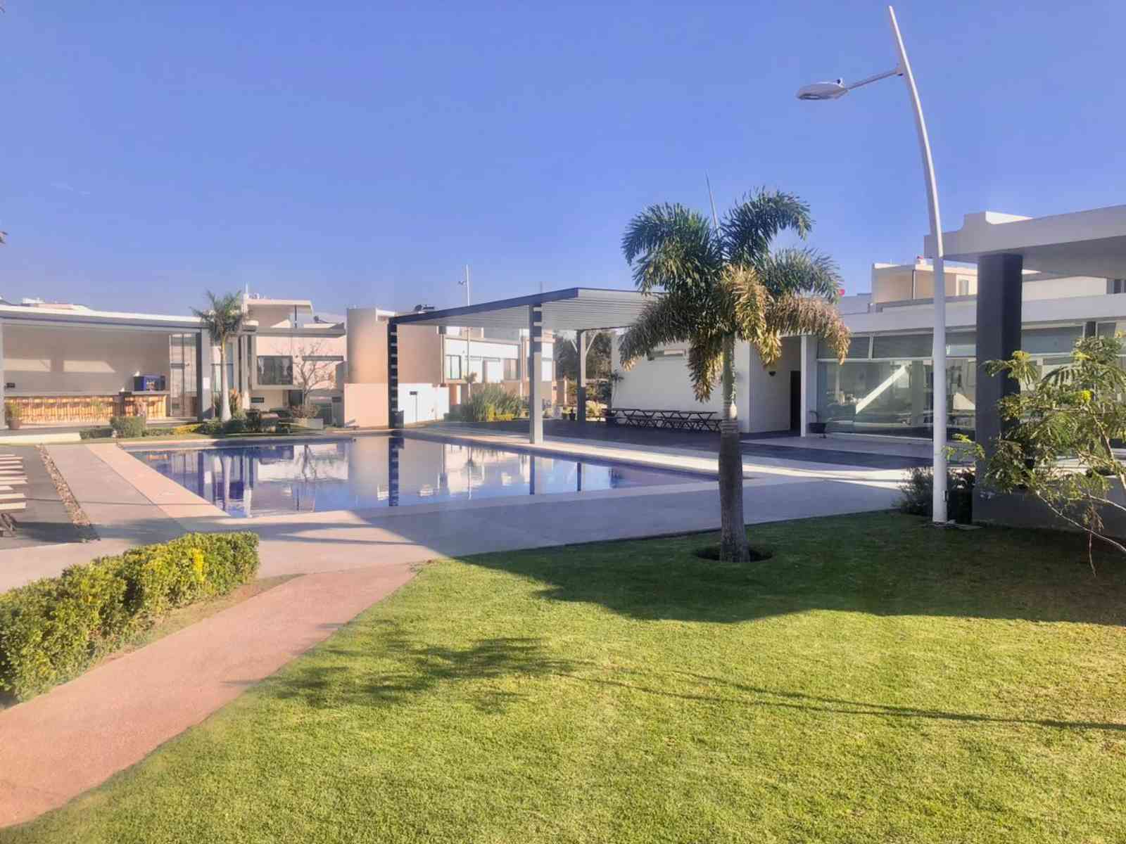 alberca en terreno en venta en triventi residencial tlajomulco
