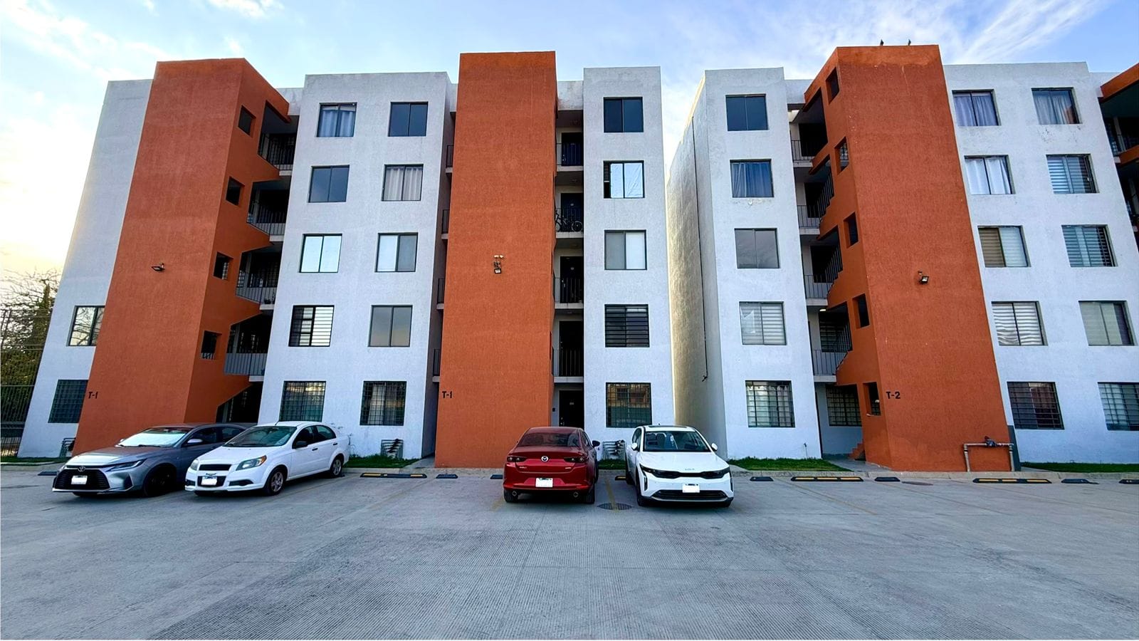 Departamento en venta patria sur Fachada de departamento en venta en Patria Sur Guadalajara